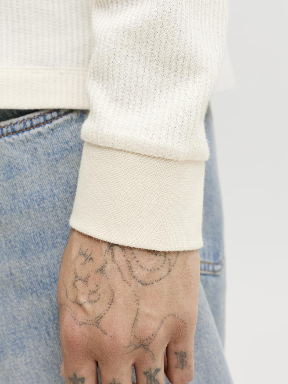 model_shot-detail